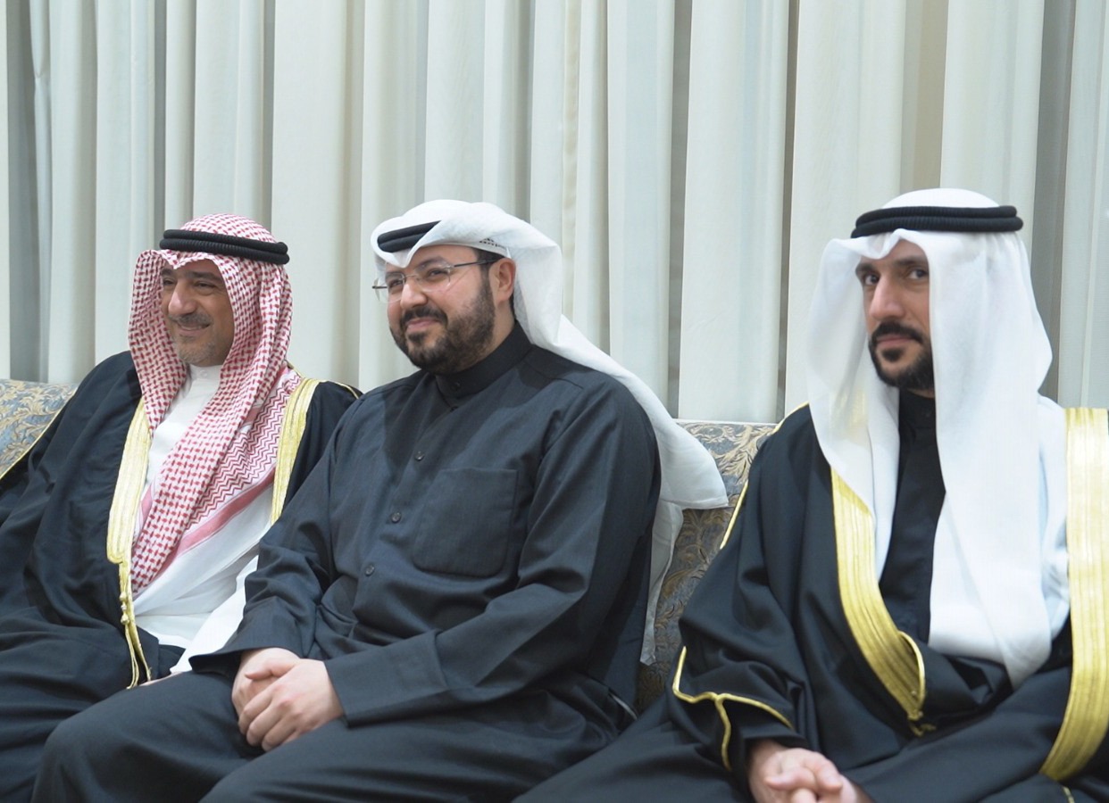 النائب الدكتور عبد العزيز الصقعبي يتوسط الحضور