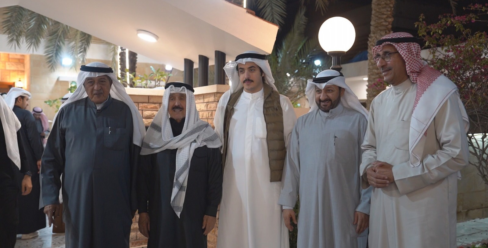 فيصل الجزاف وعلي الخالدي وصقر الدغيشم وآحمد الجارالله
وفهدالدغيشم