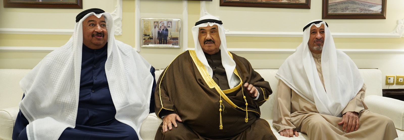 سمو الشيخ ناصر المحمد يزور ديوان الدغيشم